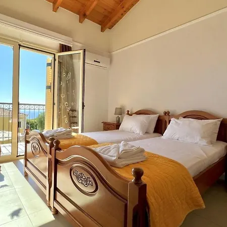 3 Bedroom Villa, Private Pool, Sea Views, Kefalonia *